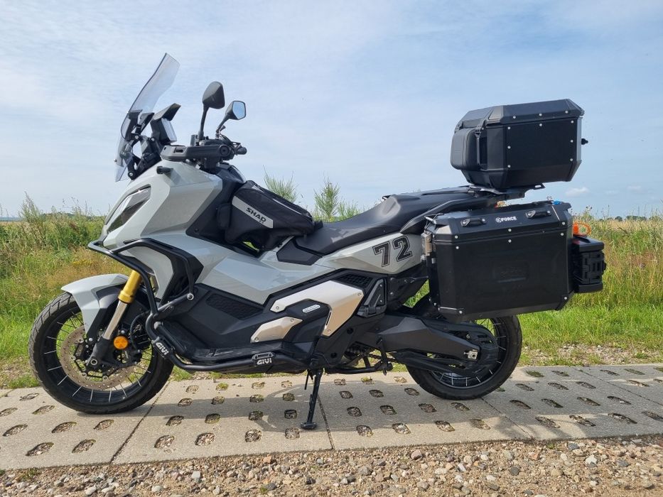 Honda X ADV 750 nowy model mały przebieg