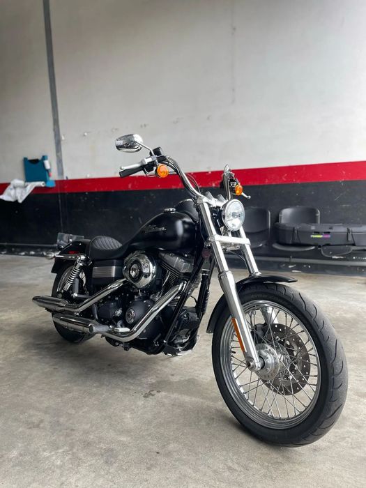 Harley-Davidson Dyna  Street Bob