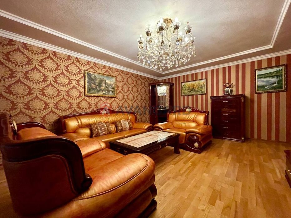 Розкішна 3-кім. квартира з видом на Дніпро, р-н Портовий