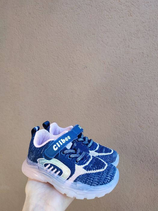 Кросівки Nike, Adidas,Cibee