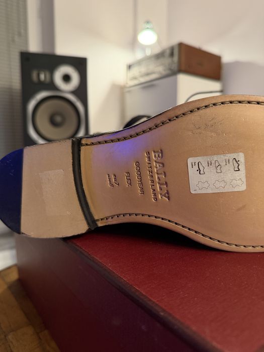 Bally Switzerland -  Nowe eleganckie półbuty