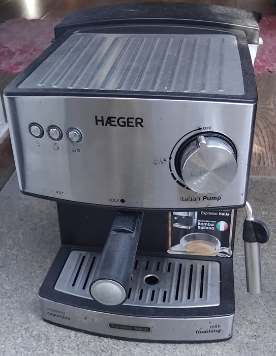 Máquina de Café  HAEGER Expresso café moído ou cápsula