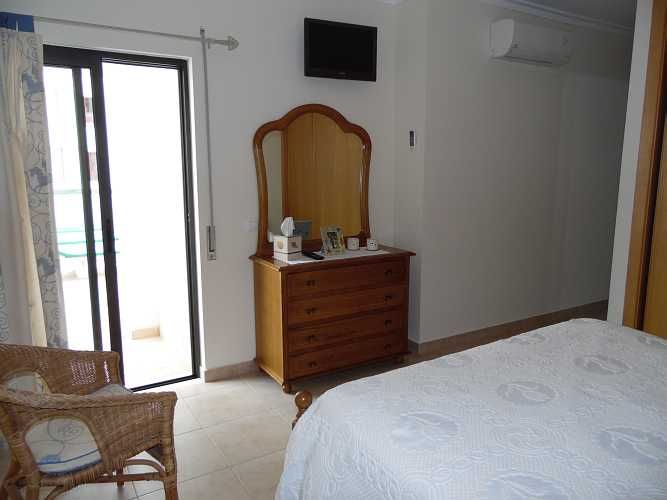 CASA DUBBAI - T2, a Pé para a praia 100mts + Central - QUARTEIRA