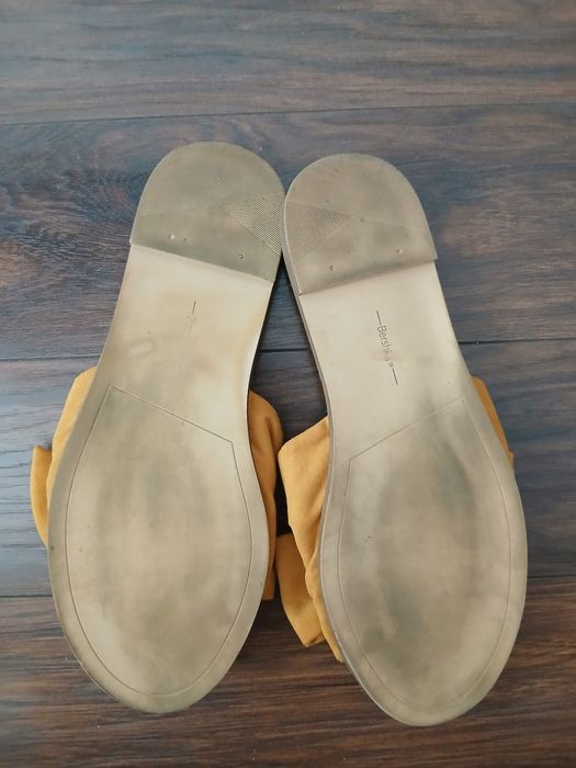 Klapki Bershka 39