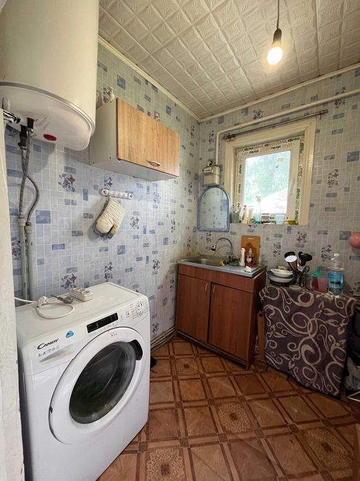 Продається будинок з приватизованою ділянкою 0.44 га. с. Осьмаки біля Мени Чернігівська обл. LD