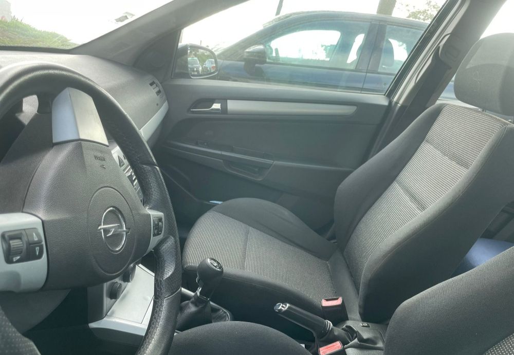 Opel Astra Gasolina 2008