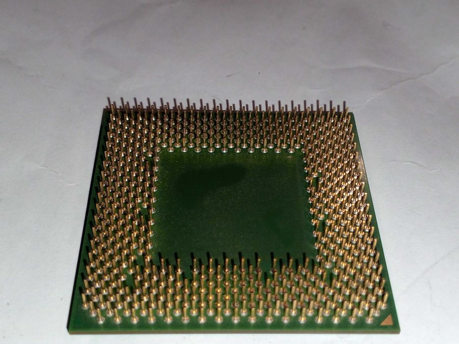 Процессор AMD Sempron 2200+ SDA2200DUT3D PGA-462 (Socket A)