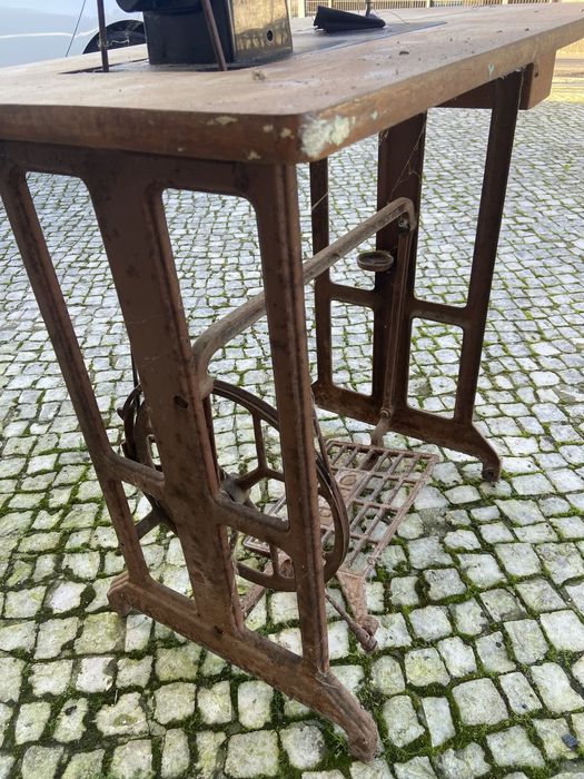 Máquina Costura Oliva CL 46 B antiga