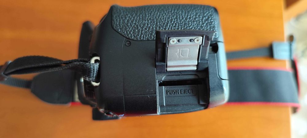 Canon EOS 500D KIT