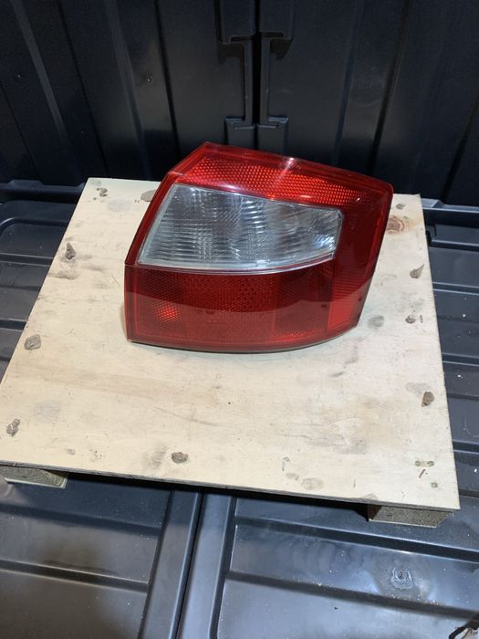 Farolim direito Audi A4 b6