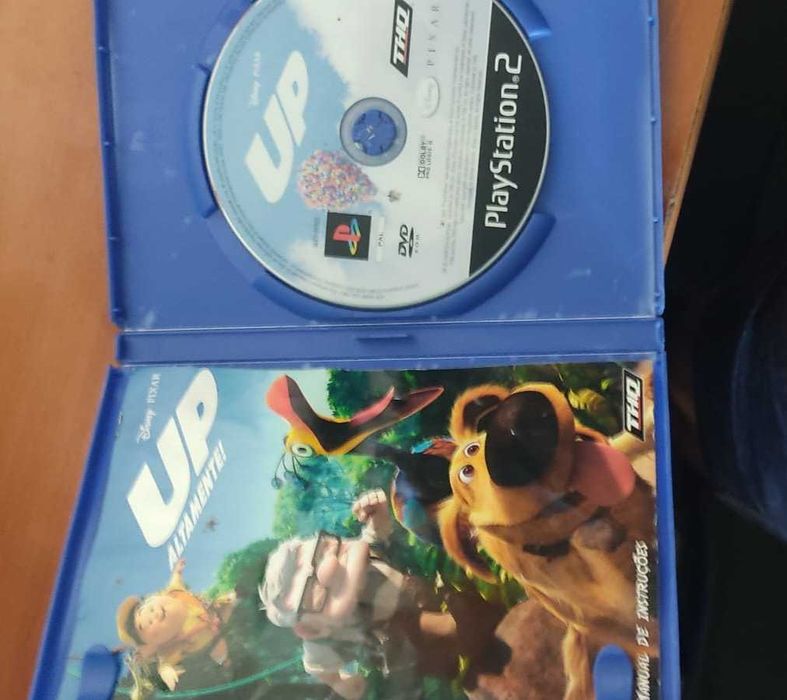 Jogo ps2 "up altamente" impecável com manual.