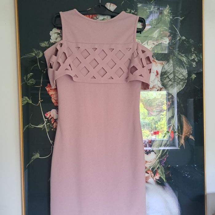 Sukienka  nowa CARA MIA roz 36/s pudrowy roz