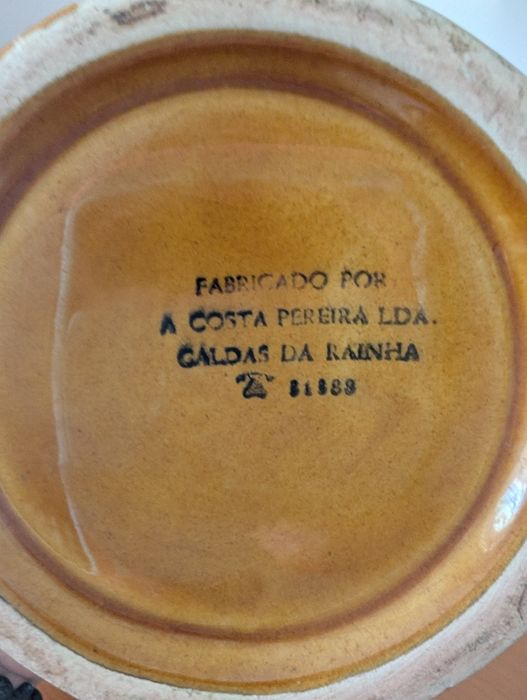 Canecas de barro