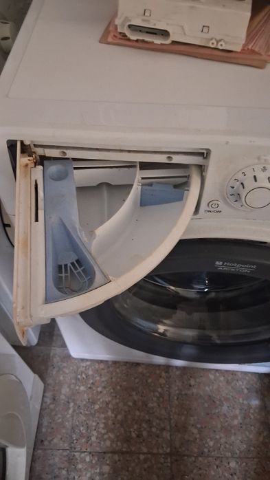 Maquina de lavar roupa Ariston 8kg