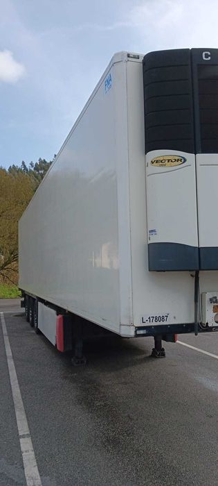 Reboque/Semi-Reboque frigorifico Krone/Schmitz/Chereau com ATP