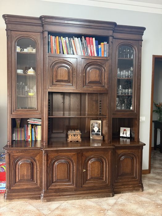 Móvel de sala em madeira maçiça - URGENTE