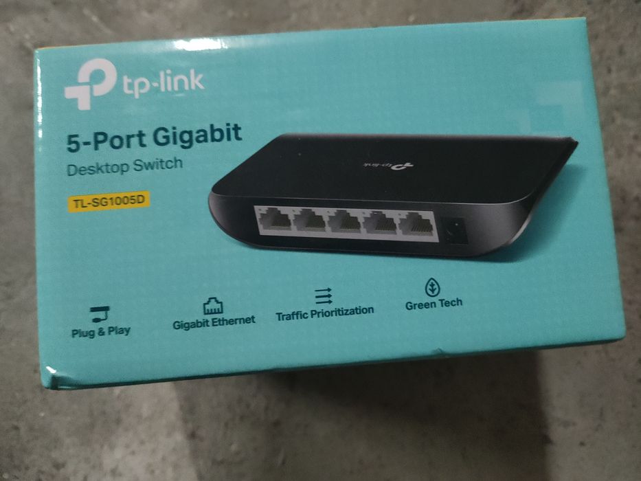 Switch de rede 5 docas da Tp link novo64286057024515120