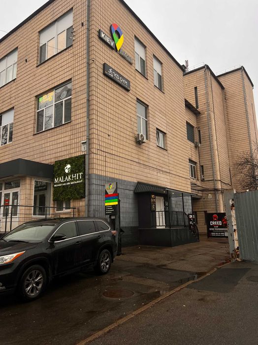Оренда комерційного приміщення від 300 до 3000 м² | Ідеально під бізнес | Зручна локація | метро Нивки
