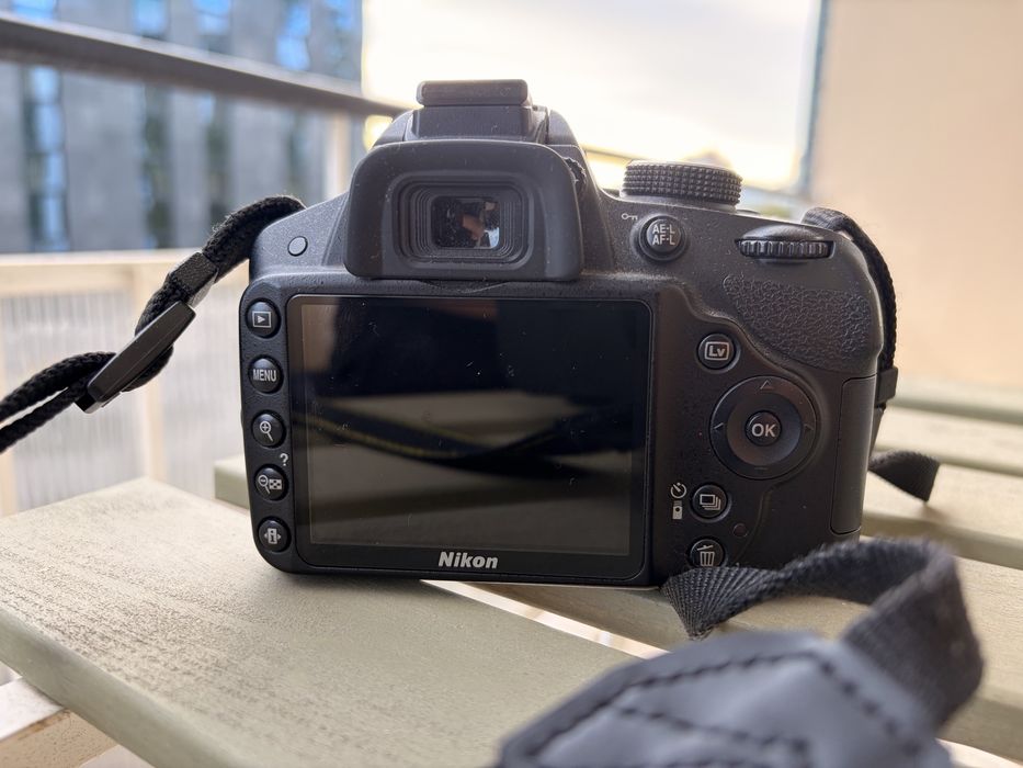 Nikon D3200 + carregador
