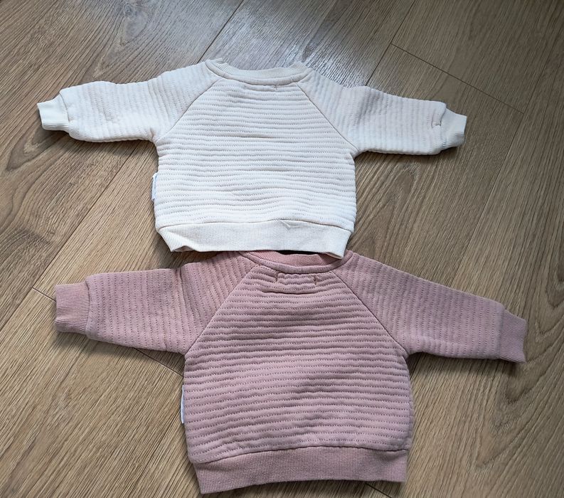 Niemowlęce bluzy marki Sinsay rozmiar 56 cm