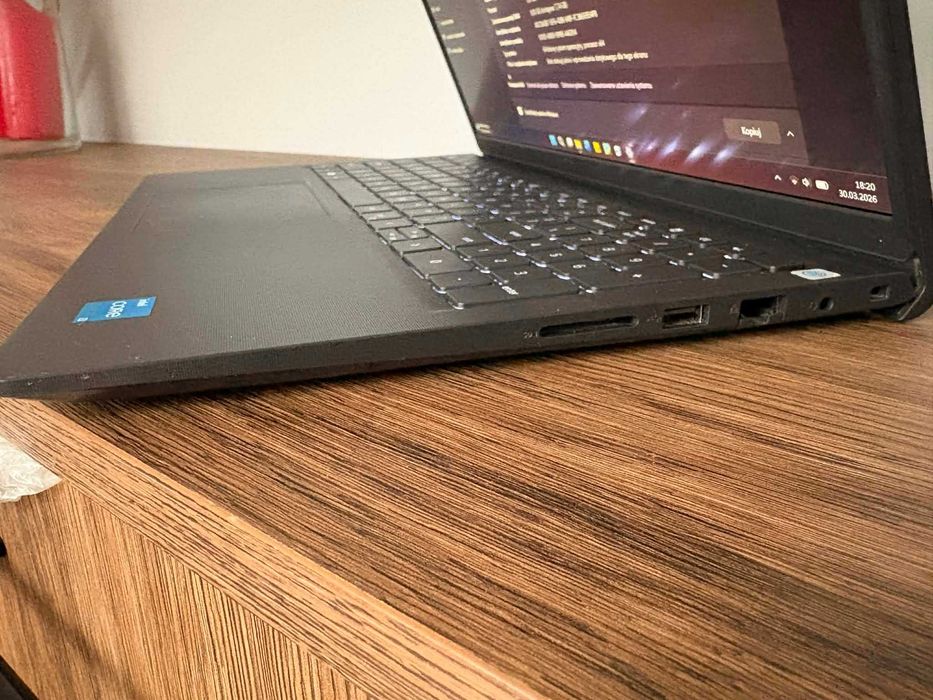 Laptop Dell Vostro 15 3510