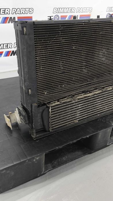 Kit/cassete Radiador BMW Serie 3/4 (F3x) 8507.422 (Com Termo ventilador)