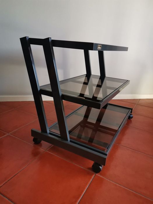 Mesa para televisão