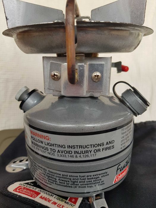 Плитка туристическая Coleman Feather 442 Peak 1