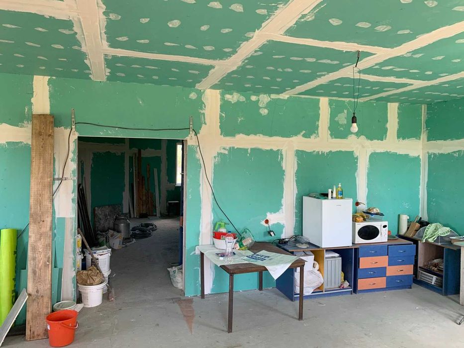 Продаж будинку в селі Бзів