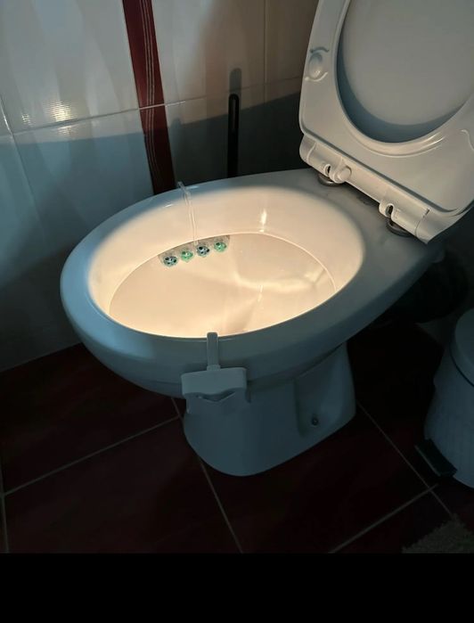 Светодиодный ночной светильник с датчиком движения