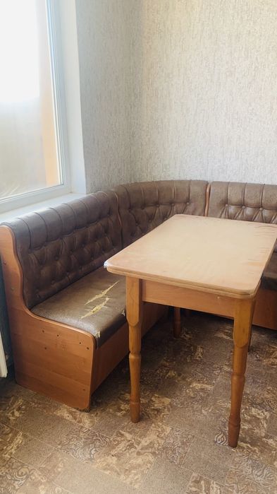 Кухонний куток (б/в) .