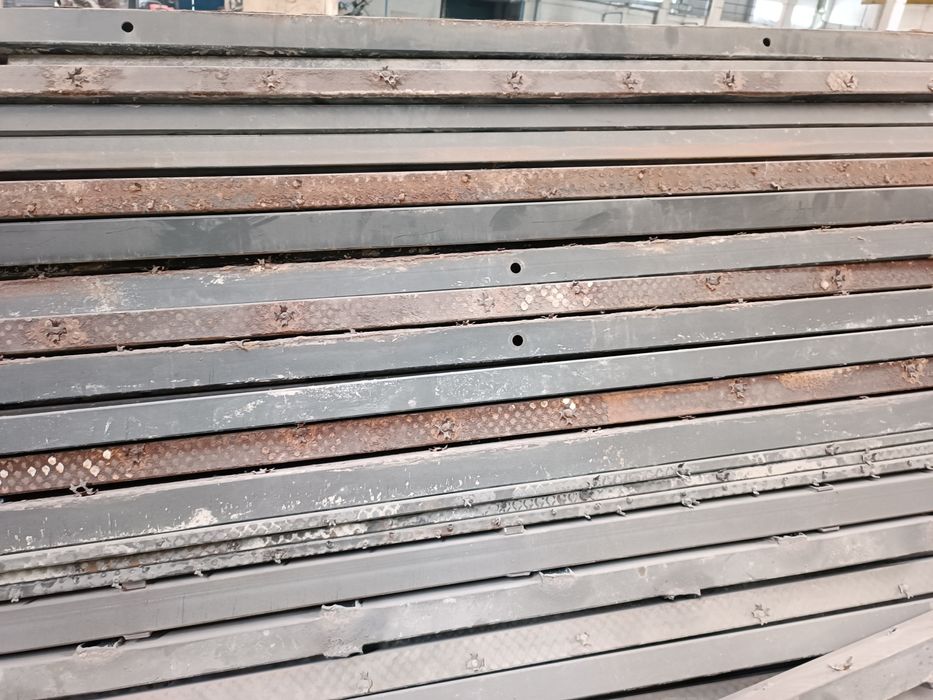 Металопрокат труба профільна квадратна квадрат уголок листи