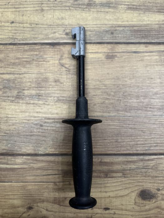 Boczny uchwyt pomocniczy, rączka Milwaukee do wiertarko-wkrętarki