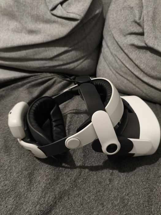 Meta Quest 3s z wygodną opaską i dodatkową baterią