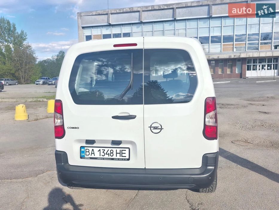 Opel Combo Life 2023, 1.5 дизель.