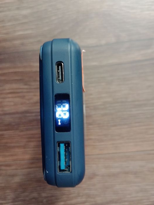 Павер банк KT-D007 10000 mAh з бездротовою зарядкою