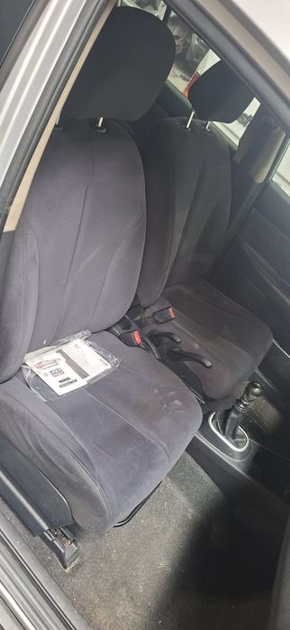 Nissan TIIDA Hatchback  para pecas