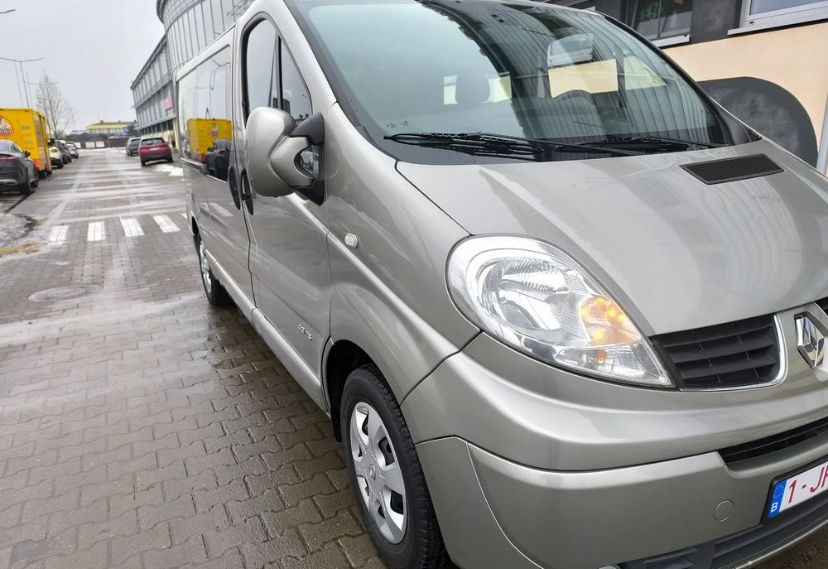 Renault Trafik дизель 2.0 Груз-Пас 6 місць Long TOP