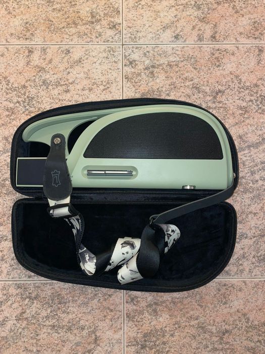 LiberLive C1 Stringless Smart Guitar Verde + acessórios (como nova)