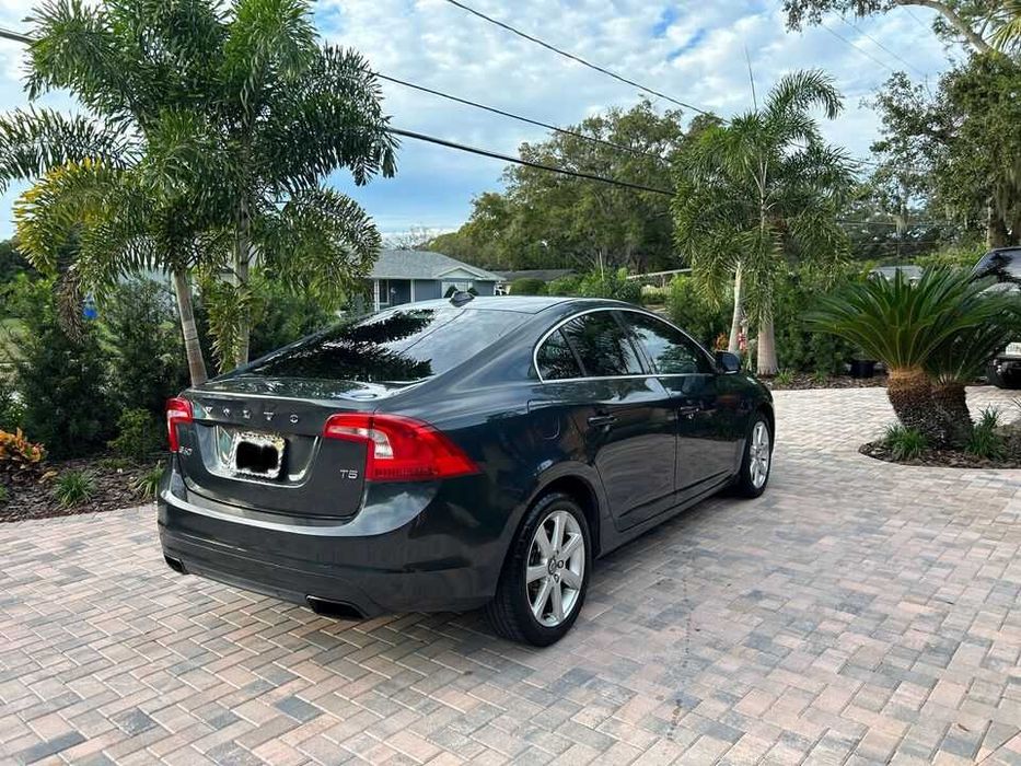 2016 Volvo S60 PREMIER