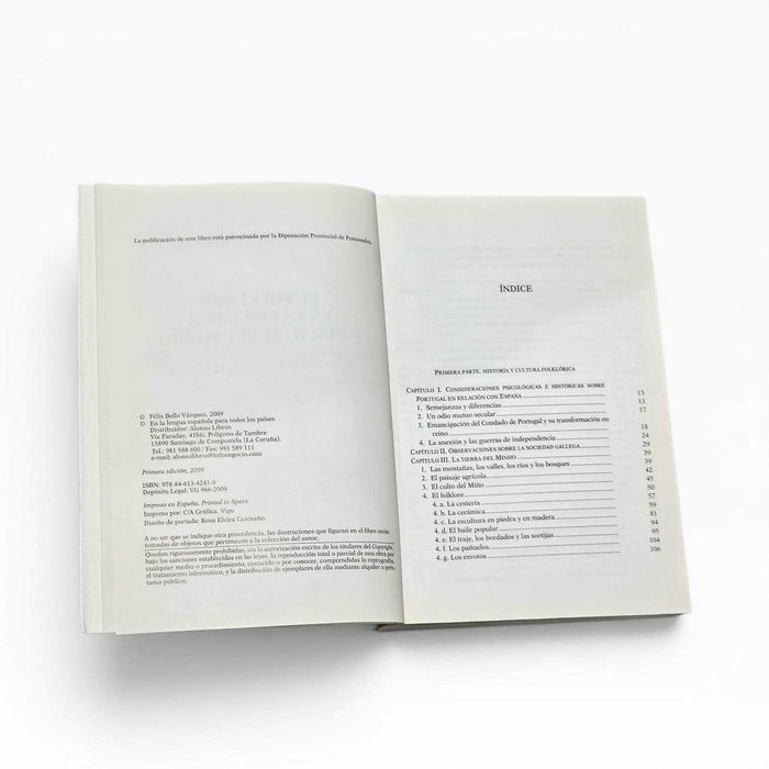 Livro “El Folklore en la Cerámica Figurativa del Minho” — Félix Bello Vázquez