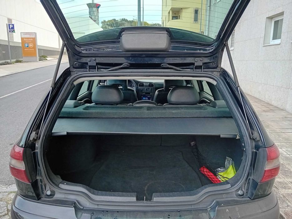 Volvo V40 1.9D 115cv