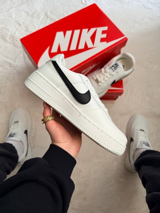 Кросівки Жіночі Nike Air Force 1 Low White and Black