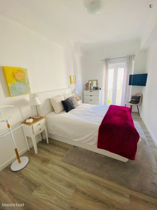 Apartamento com 2 quartos - localizado em Benfica Lisbon