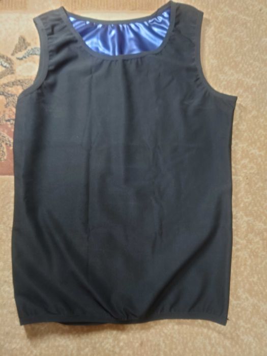 Спортивная майка для похудения и корректировки рельефа мышц