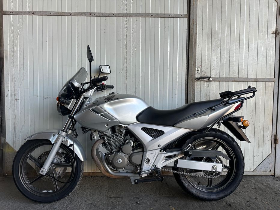 Honda CB250F 2006