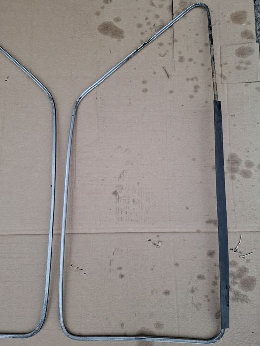 Aluminiowe ramki szyb drzwi Fiat 126p Maluch