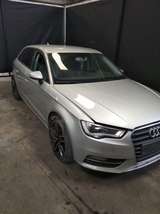 Para peças AUDI A3 (8V1, 8VK)