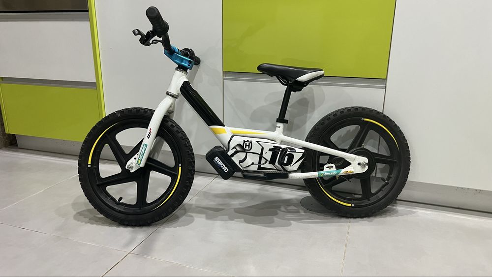 Bicicleta eletrica husqvarna  roda 16
