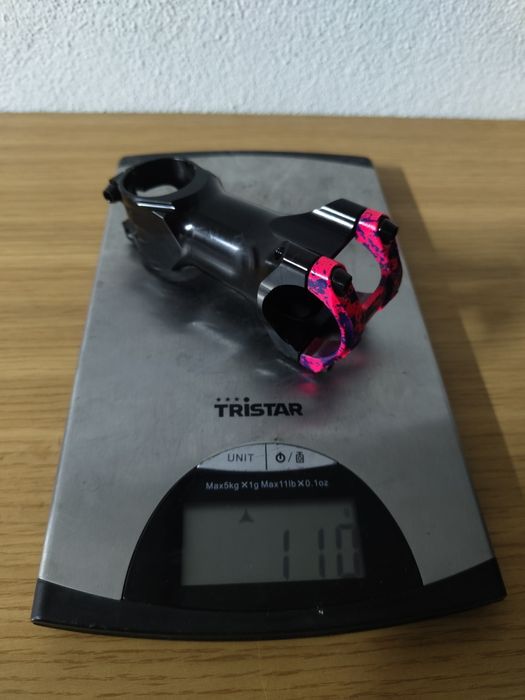 Avanço CNC em alumínio